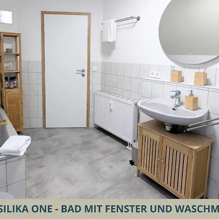 Basilika One, Fuer Bis Zu 6 Pers Mit 2 Schlafzi, Balkon Und Tiefgaragenstellplatz *